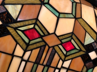 Tiffany Billard-Esstischlampe Geo
